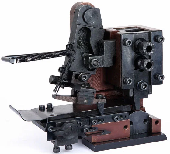 Moule terminal radial, matrice de machine de sertissage de terminal OTP, moule de sertissage OTP, applicateur de sertissage de terminal avec lames, machine de sertissage de terminal JST, moule en forme de U OTP, applicateur de machine terminale, moule Otp, moule terminal OTP, matrice d’applicateur terminal Moule OTP Moules de sertissage horizontaux et verticaux, applicateur de terminal, matrice, moule OTP, moules de sertissage horizontaux et verticaux 