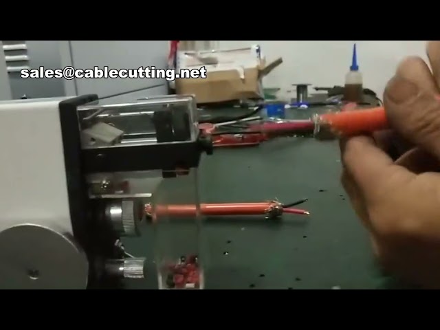 Mini dénudeuse de câbles pneumatique | Machine à dénuder les fils pneumatique