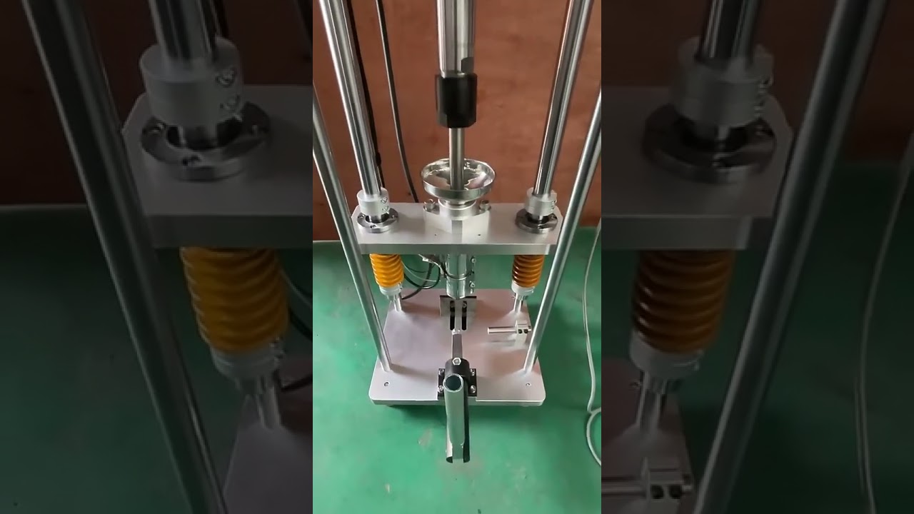 Machine de moulage par injection plastique de bureau compacte | Équipement pour petites pièces plastiques