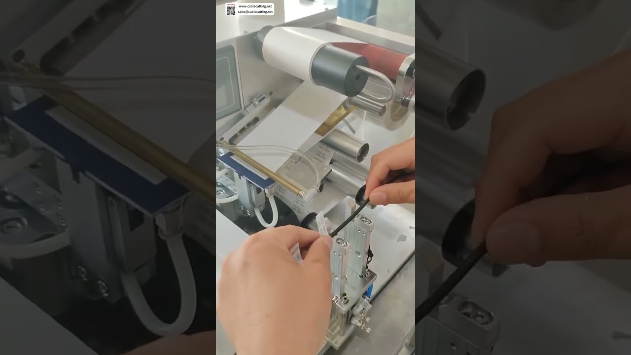 Machine à étiqueter les fils de bureau : compacte, puissante et gain de place