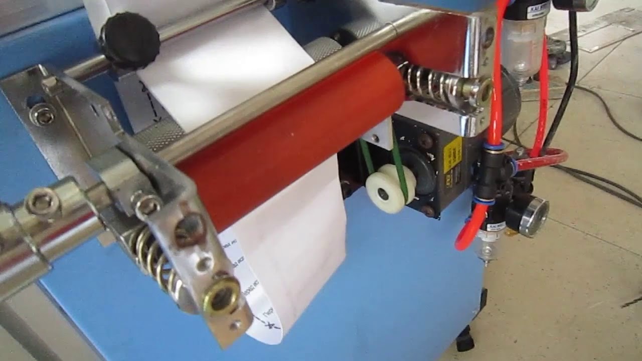 Machine de découpe d’étiquettes ZCUT 220 – Ultrasonique, satin blanc, pour étiquettes tissées et logos d’imprimantes TTR