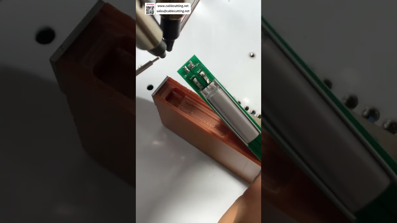Machine de soudage à double pistolet pour batteries - Soudage par points sans court-circuit en une étape