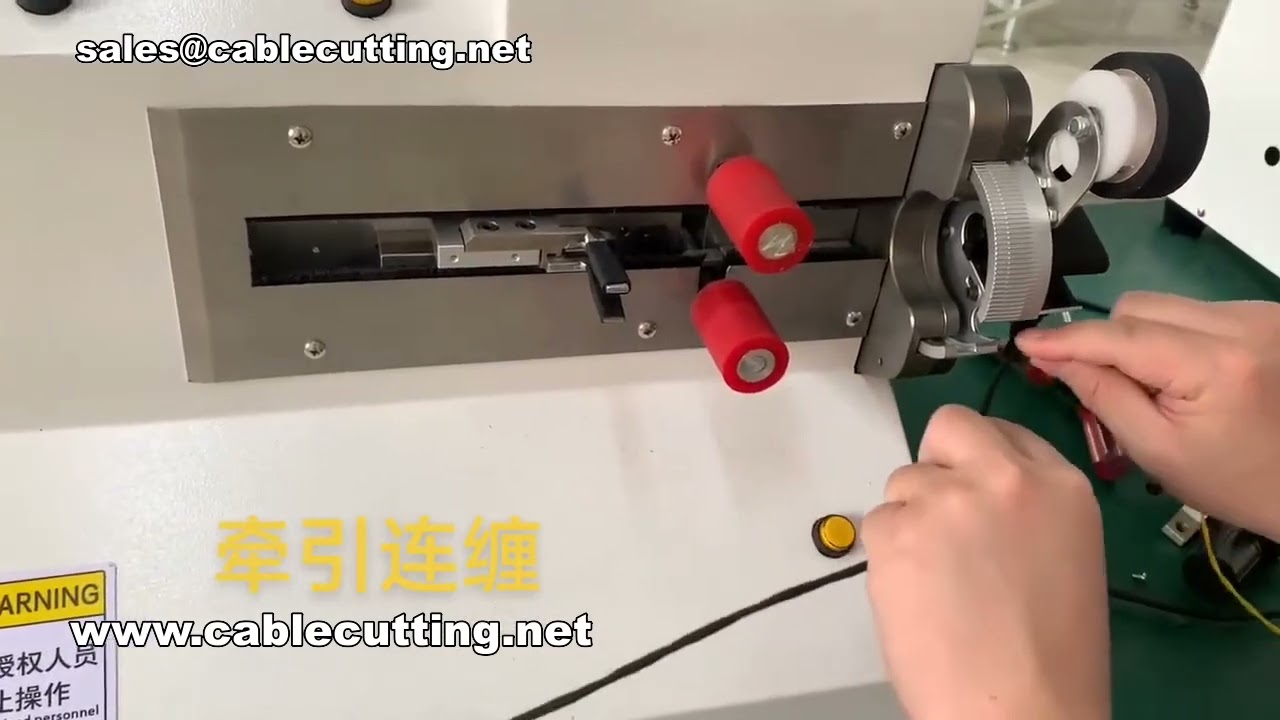Machine d'enroulement de ruban en continu | Solution automatisée de rubanage pour faisceaux de câbles
