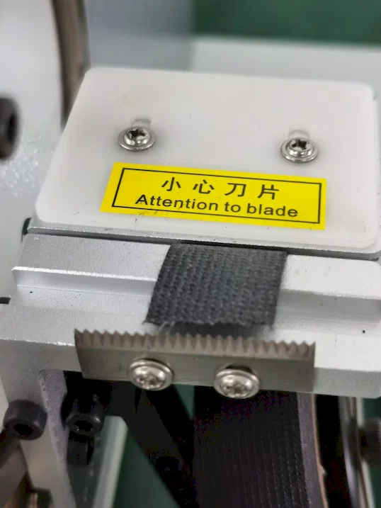 Machine d'emballage automatique à ruban avec fil de traction WPM-303K Thumb