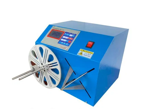 Enrouleur Câble USB/Audio/Écouteur WPM-K289